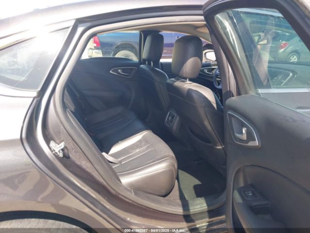 1C3CCCEG9FN530575 Chrysler 200 C