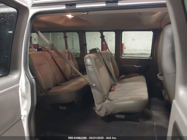 1GAZGPFG7L1182805 Chevrolet Express Passenger Rwd 3500 Extended Wheelbase Lt