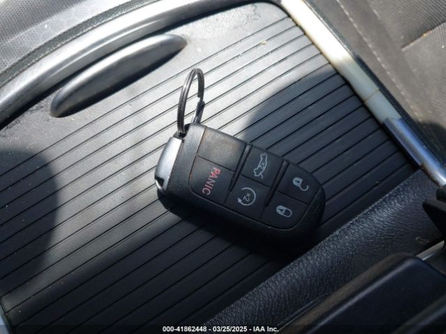2C3CDXHG2HH562909 Dodge Charger Sxt Rwd