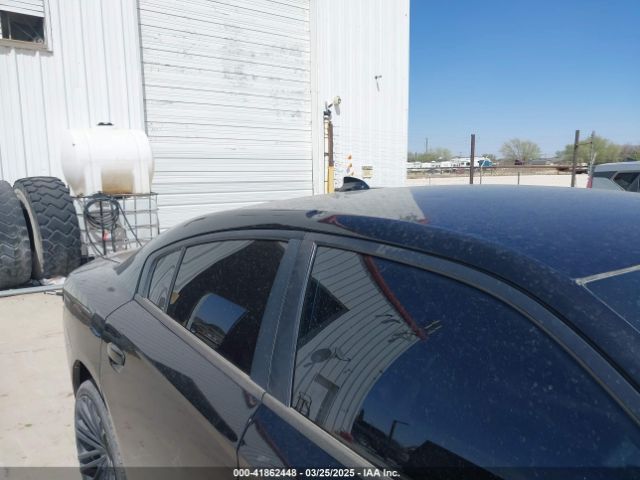 2C3CDXHG2HH562909 Dodge Charger Sxt Rwd