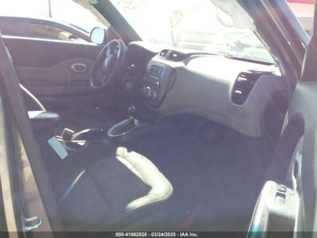 KNDJP3A53G7372638 KIA SOUL +