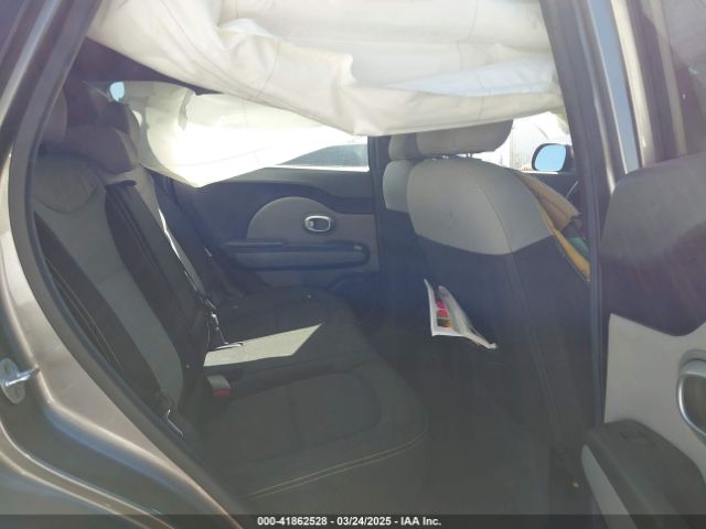 KNDJP3A53G7372638 KIA SOUL +