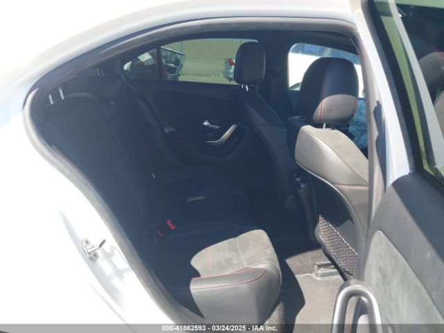 W1K3G4EB5MJ271412 Mercedes-Benz A 220