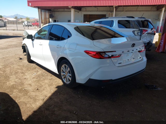Toyota CAMRY LE 2025 4T1DAACK1SU109043 Image 3