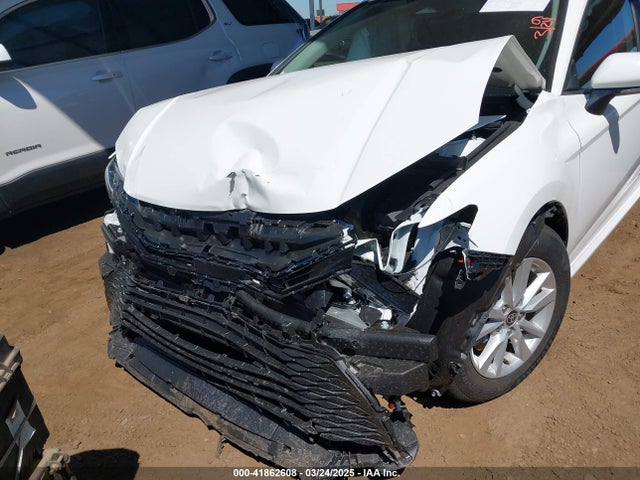 Toyota CAMRY LE 2025 4T1DAACK1SU109043 Image 6