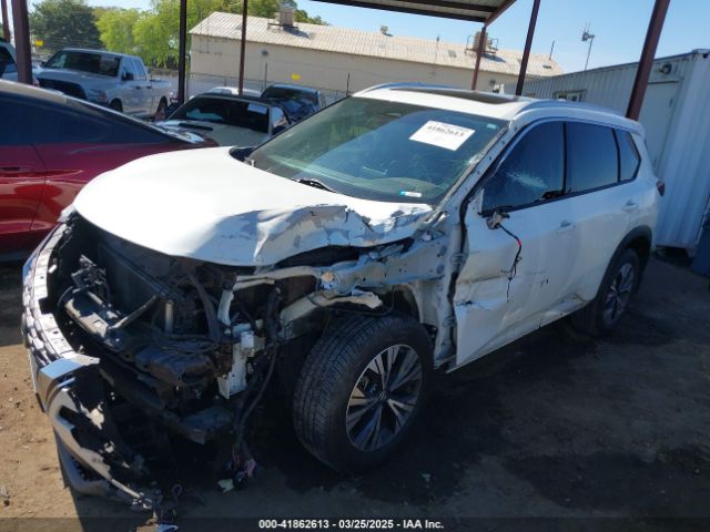 5N1AT3BA2MC782692 Nissan Rogue Sv Fwd