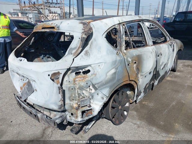 JM3KE2CY5G0883635 Mazda py