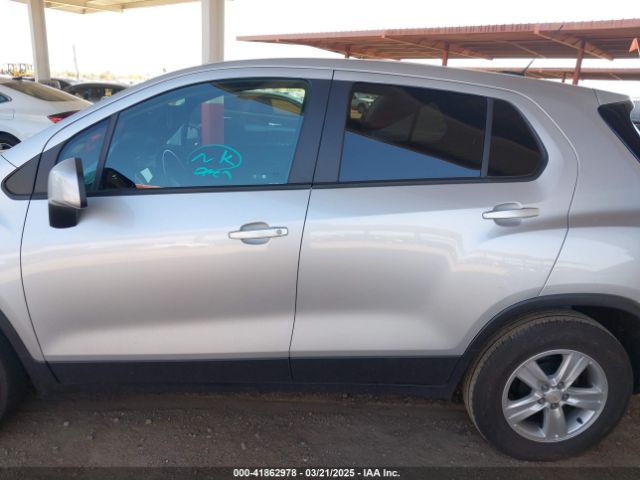 KL7CJKSB0MB335660 Chevrolet Trax Fwd Ls