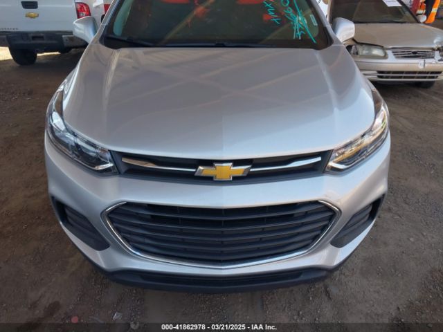 KL7CJKSB0MB335660 Chevrolet Trax Fwd Ls