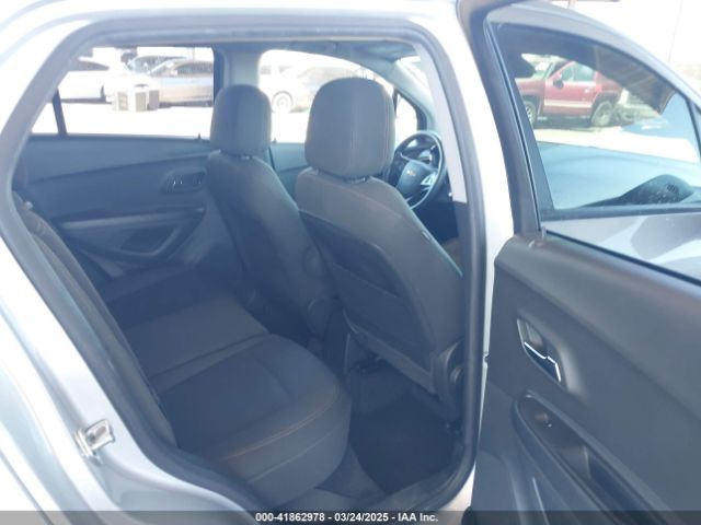 KL7CJKSB0MB335660 Chevrolet Trax Fwd Ls