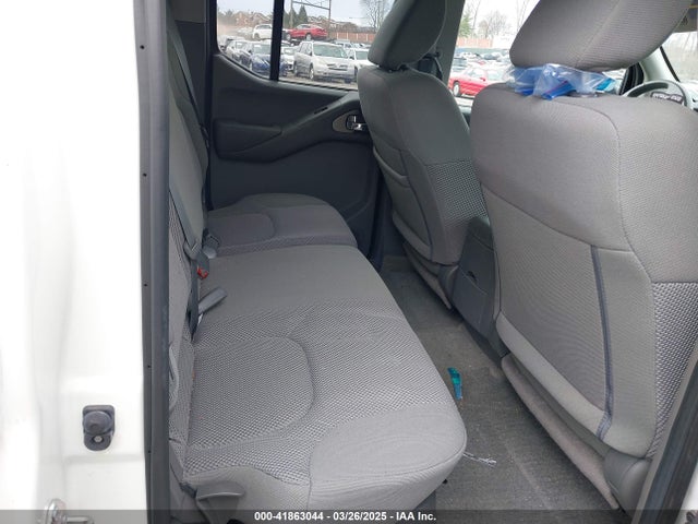 1N6AD0EV1JN701905 Nissan Frontier Sv