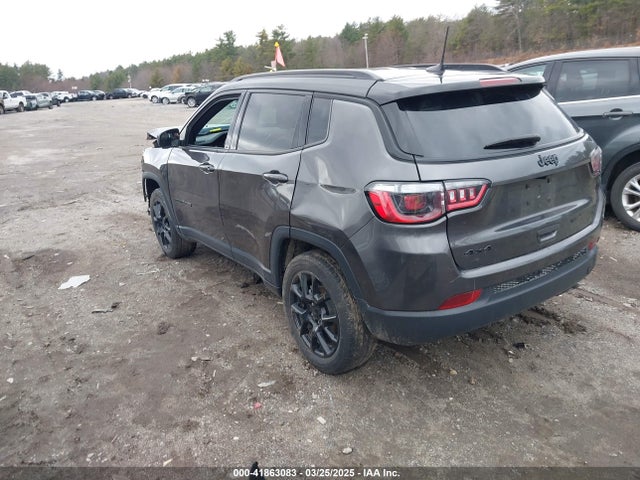 3C4NJDBB2NT208884 Jeep Compass Altitude 4x4