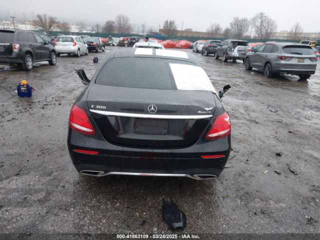 WDDZF4KB5JA352116 Mercedes-Benz E 300 4matic