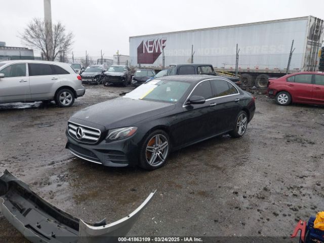 WDDZF4KB5JA352116 Mercedes-Benz E 300 4matic