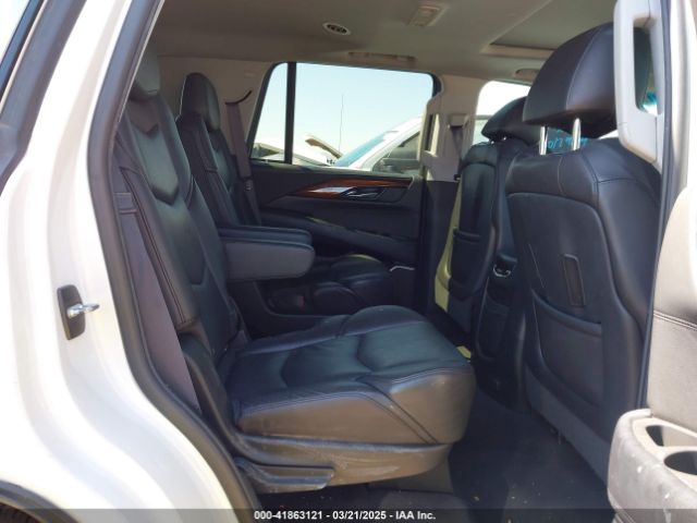 1GYS3BKJ2GR427147 Cadillac Escalade Luxury Collection