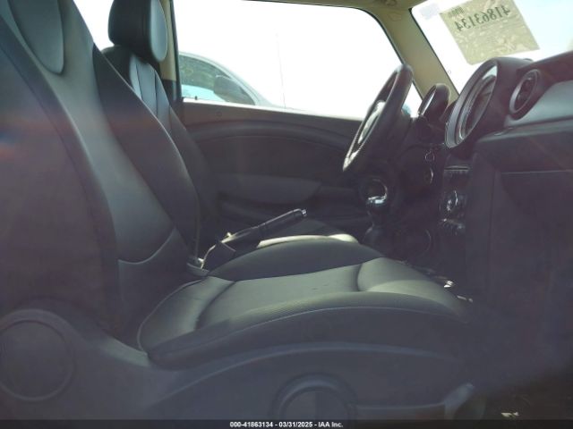 2011 MINI COOPER WMWSU3C51BT183574 Photo 4