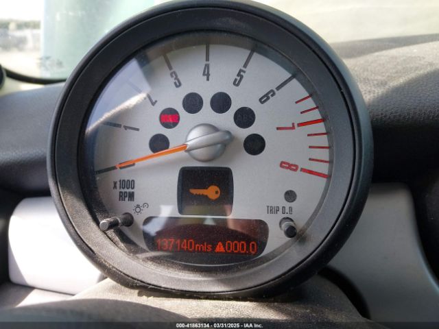 2011 MINI COOPER WMWSU3C51BT183574 Photo 6