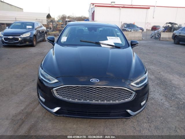3FA6P0SU6KR213131 Ford Fusion Energi Titanium