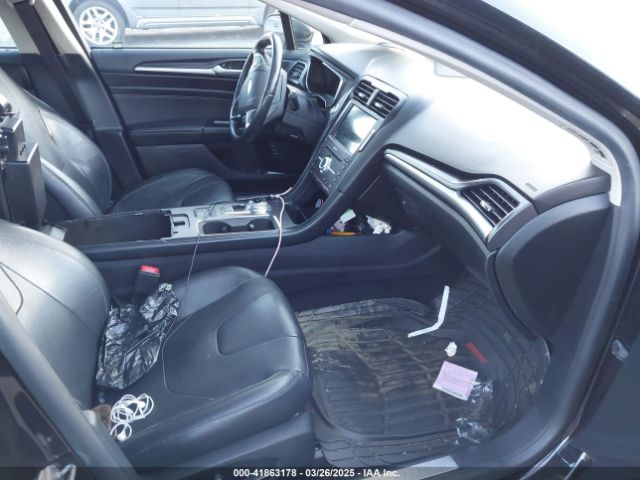 3FA6P0SU6KR213131 Ford Fusion Energi Titanium