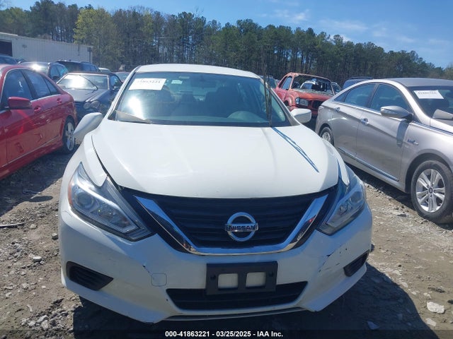 1N4AL3AP0HN354873 Nissan Altima 2.5 S