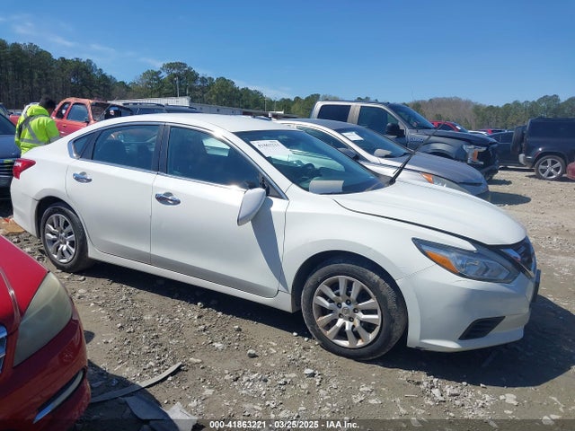 1N4AL3AP0HN354873 Nissan Altima 2.5 S