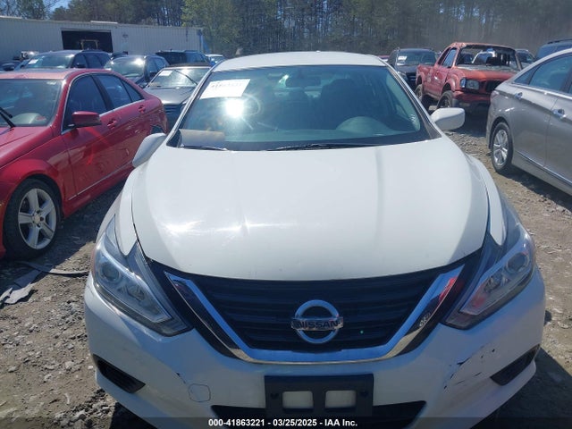 1N4AL3AP0HN354873 Nissan Altima 2.5 S