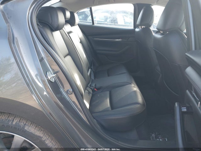 JM1BPACL1K1109354 Mazda Mazda3 Select Package