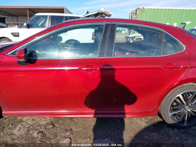 4T1B61HK1JU527537 Toyota CAMRY XSE