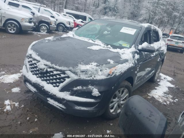 KM8J2CA44LU138893 Hyundai TUCSON SE