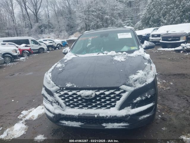 KM8J2CA44LU138893 Hyundai TUCSON SE