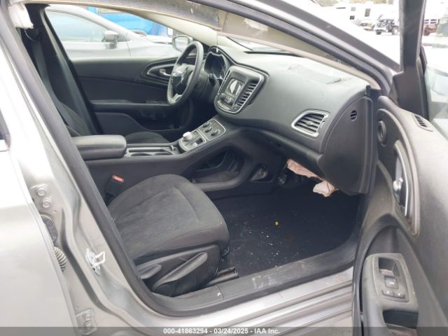 2017 CHRYSLER 200 1C3CCCFB4HN512457 Photo 4