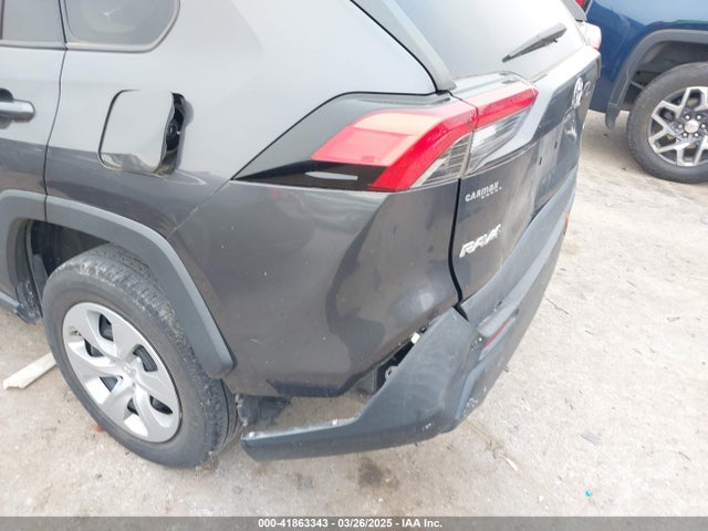 2T3H1RFVXLW078289 Toyota RAV4 LE