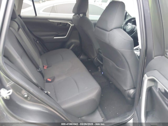2T3H1RFVXLW078289 Toyota RAV4 LE
