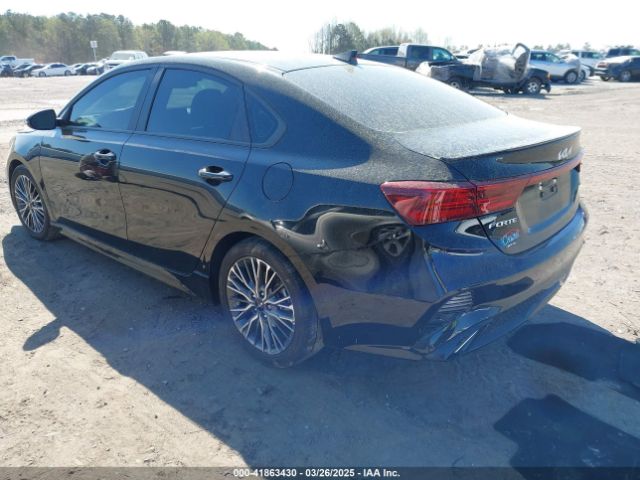 3KPF54AD2PE688704 KIA Forte Gt-line