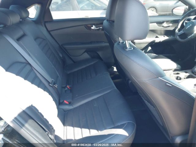 3KPF54AD2PE688704 KIA Forte Gt-line