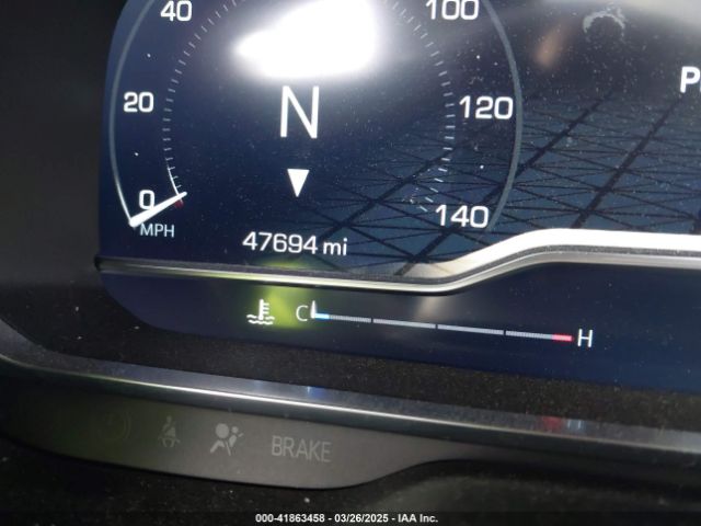 1GKS2GKD7NR305577 GMC Yukon Xl 4wd Slt