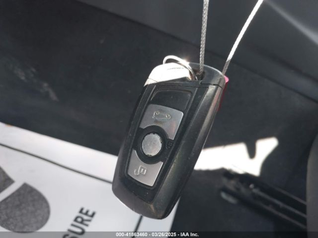 WBA3C1C56FK118629 BMW 328I