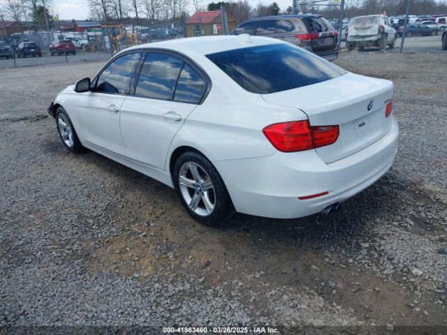 WBA3C1C56FK118629 BMW 328I