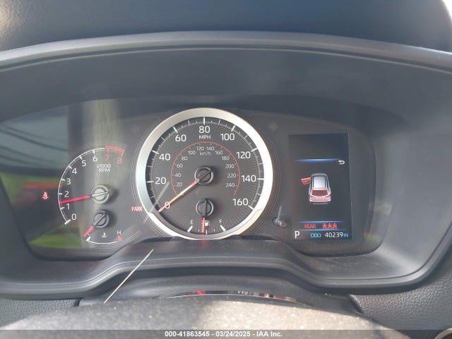 7MUCAAAG6NV018136 Toyota Corolla Cross Le