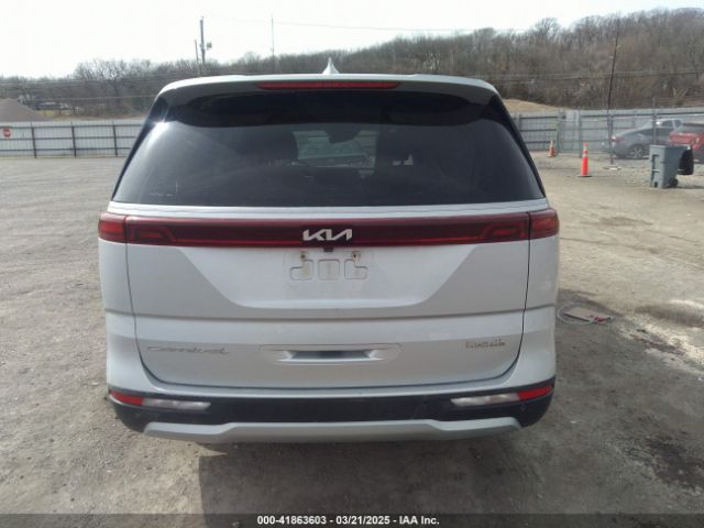 KNDNB4H38N6067651 KIA Carnival Mpv Lx