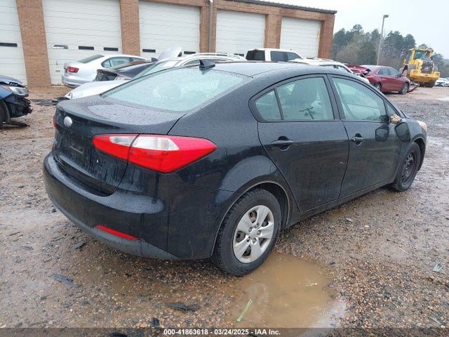 KNAFK4A60E5171921 KIA FORTE LX
