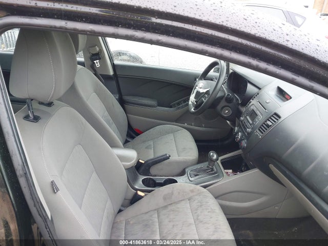 KNAFK4A60E5171921 KIA FORTE LX