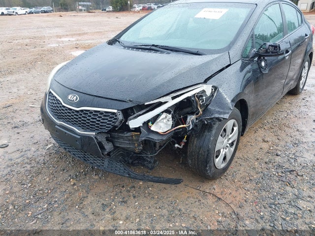 KNAFK4A60E5171921 KIA FORTE LX