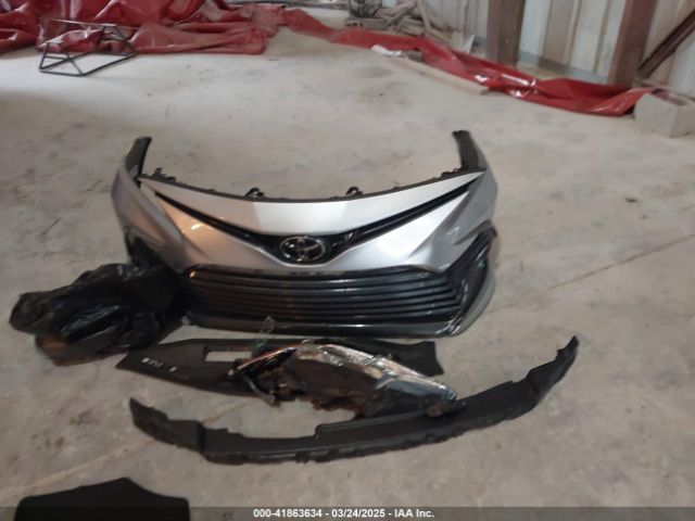 4T1R11AK5NU632983 Toyota CAMRY LE