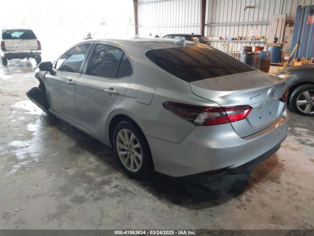 4T1R11AK5NU632983 Toyota CAMRY LE