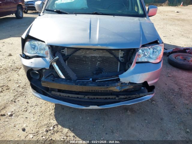 2C4RDGCG9KR761325 Dodge Grand Caravan Sxt