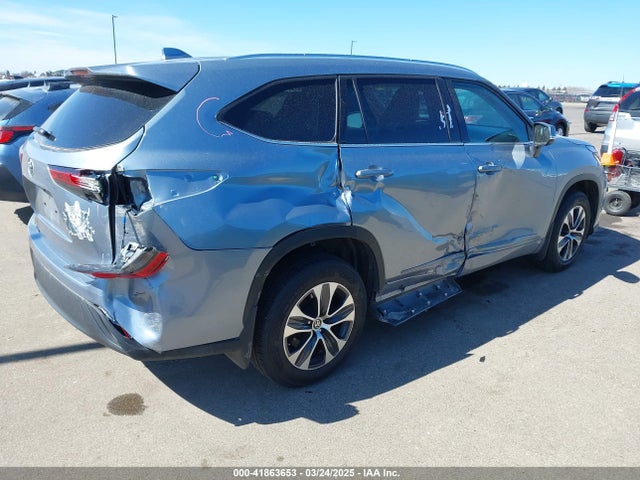 5TDGZRBH0MS140046 Toyota Highlander Xle