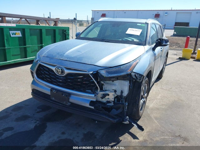 5TDGZRBH0MS140046 Toyota Highlander Xle