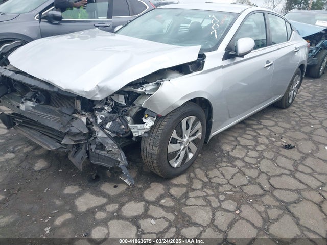 Nissan Altima 2.5 S 2019 1N4BL4BV0KC254007 Image 2