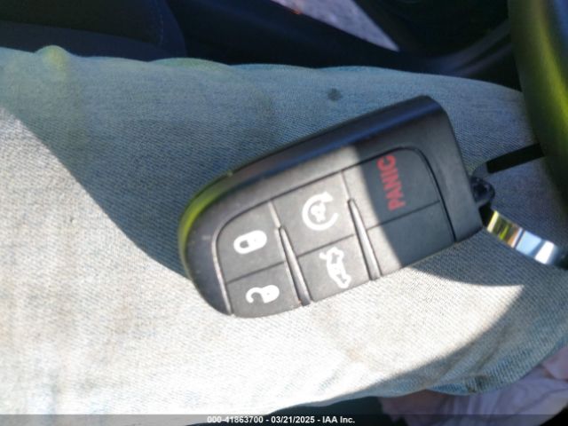 2C3CDXHG6NH206040 Dodge CHARGER GT